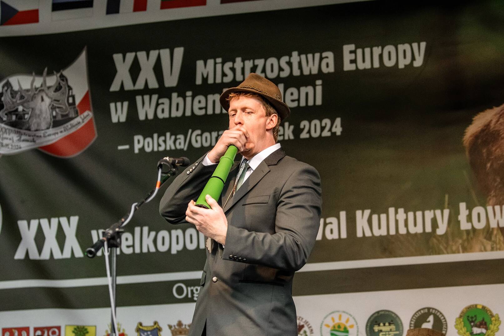 Hirschruf EM Polen 2024 - Der bis dato amtierende Europameister, Jan Brtnik aus Tschechien, ... - © Martin Grasberger