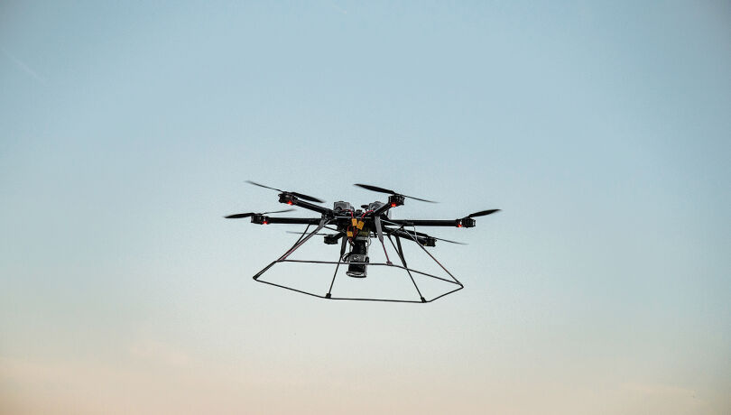 Drohne bei der Kitzrettung - © Christoph Burgstaller