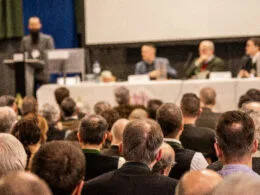 Volles Haus bei der Österr. Jägertagung 2025 in der Puttererseehalle in Aigen/Ennstal.