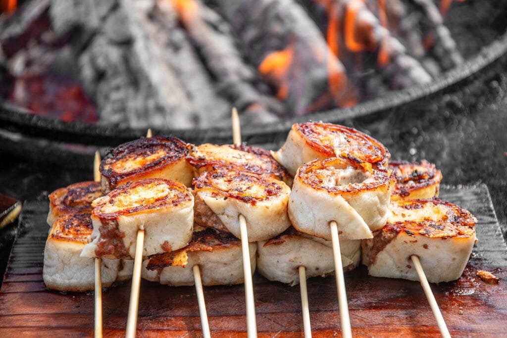 Wild-Käsekrainer-Wrap im Sushi-Style