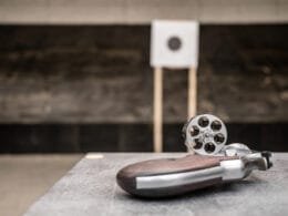 Revolver sind Faustfeuerwaffen und zählen zur Kategorie B.