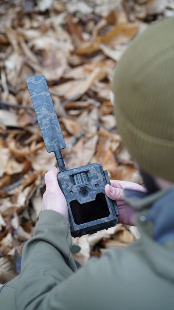 ICU CLOM CAM 6 battery load 2