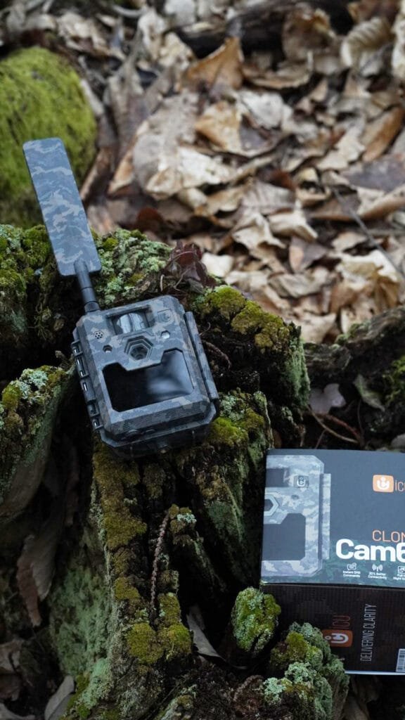 ICU CLOM CAM 6 pack shot