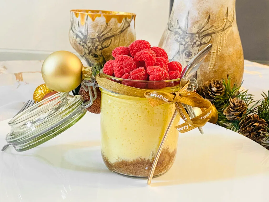 Das Weichnachtsmenü 2026 mit Cheesecake im Glas als Nachspeise